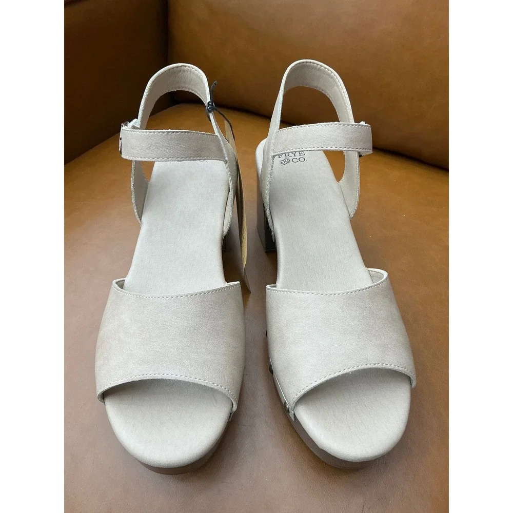 Frye and Co Girard Sandal Womens 11 Taupe New Studded Block Heel